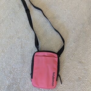 Pink Lululemon crossbody small bag